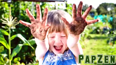 A Parenting Expert Weighs In on What's Best for Your Kids This Summer